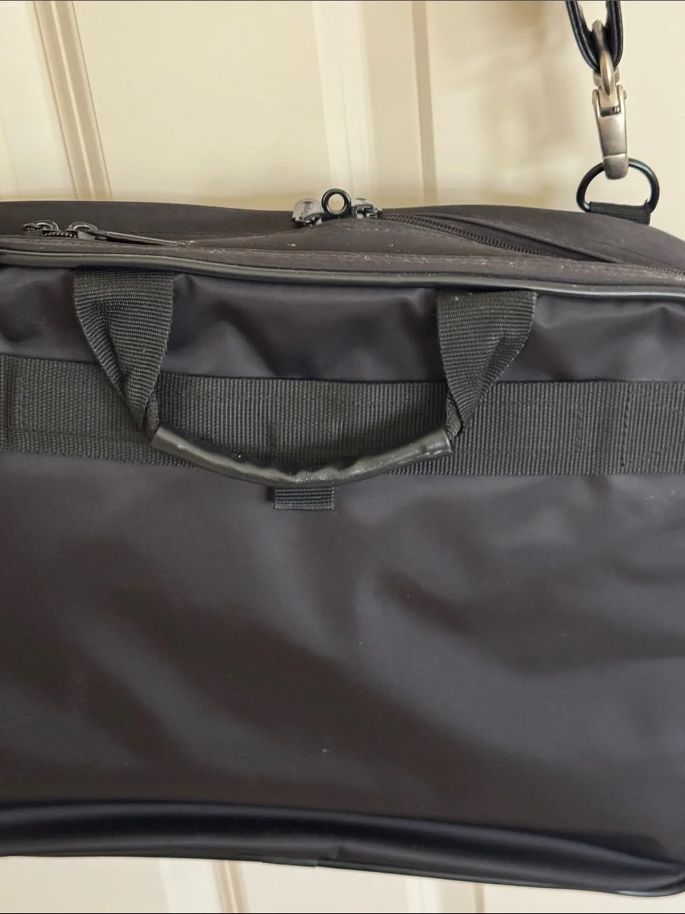 Black Men's Laptop Bag with Shoulder Strap Good Condition